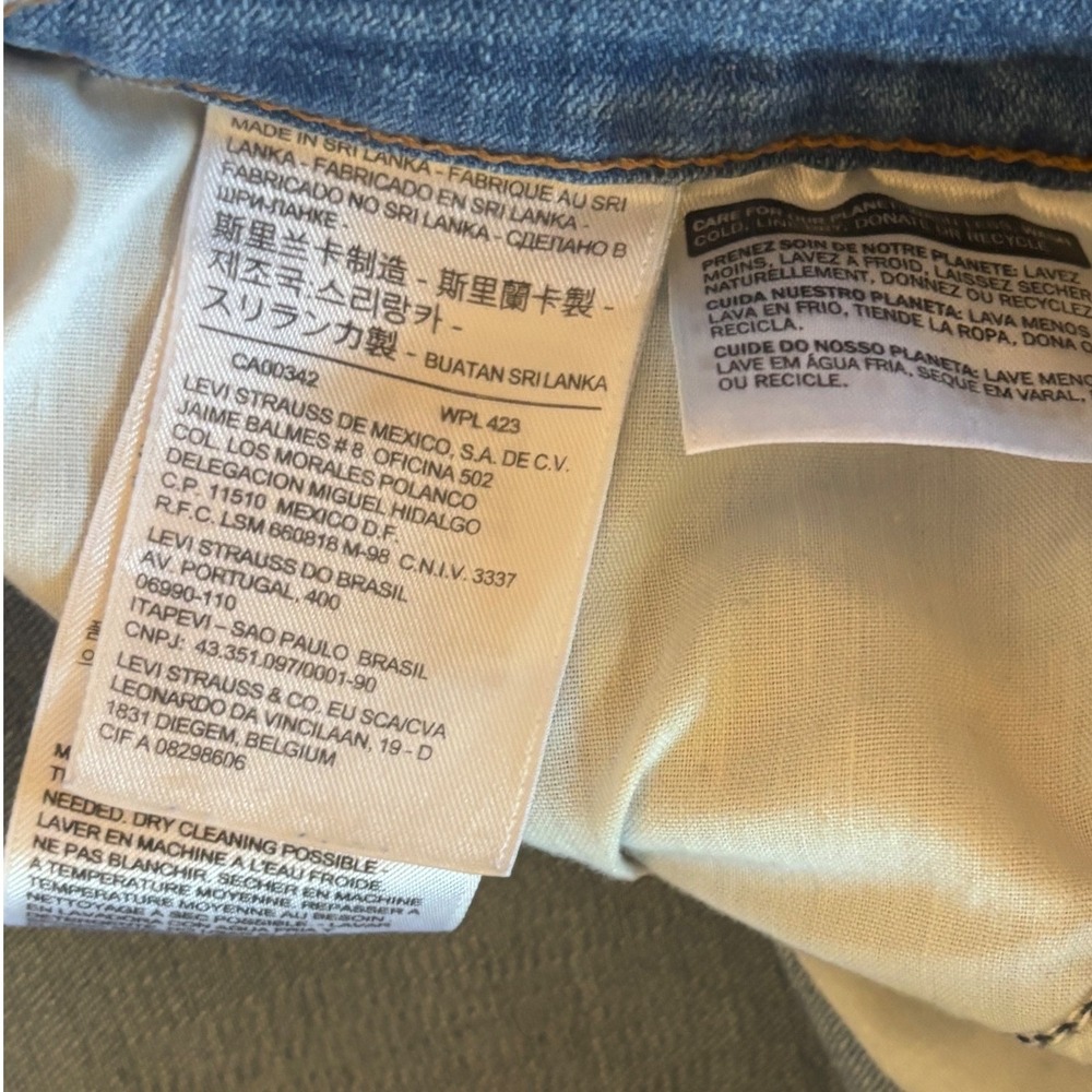 NWOT Levi's Classic Boot Cut Jeans Women's 14 Medium Wash Classic Stretch Denim - Picture 11 of 14